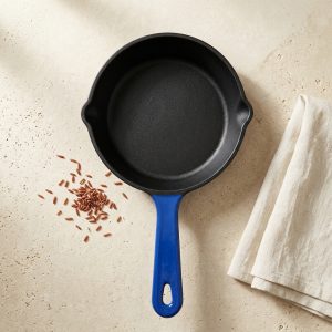 Cast Iron Handle Skillet